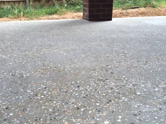 Exposed aggregate driveway
