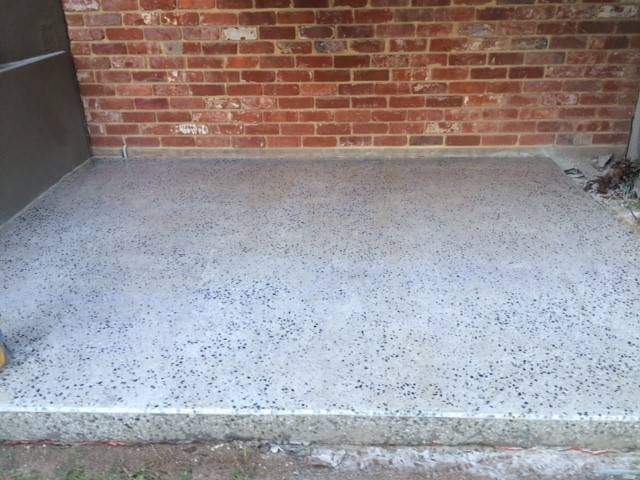 Garage slab, exposed aggregate
