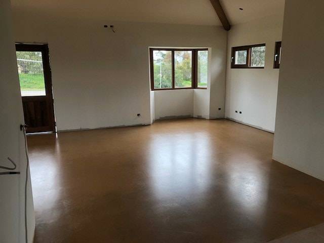 Open living, Aldinga