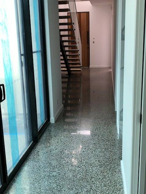 Corridor to entry, Grange